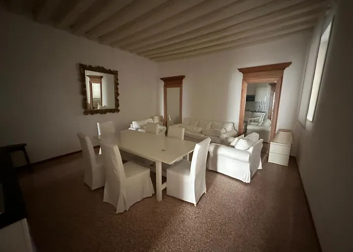 Morosini San Toma Traghetto