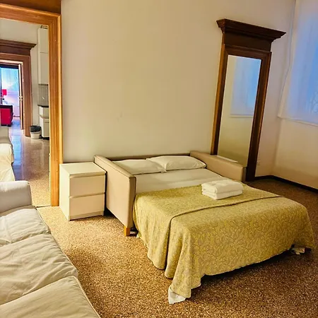 Morosini San Toma Traghetto 3*