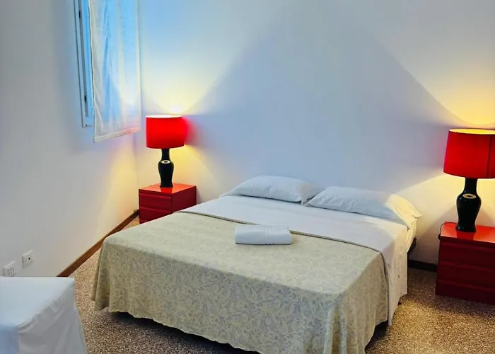 Morosini San Toma Traghetto 3* Venice